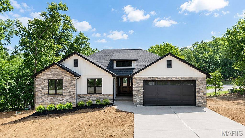 282 Constitution AVE, De Soto, MO 63020