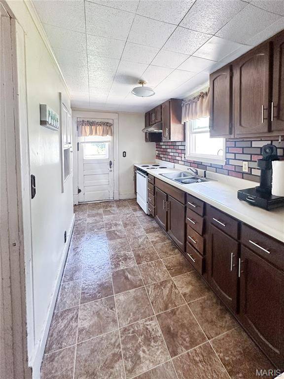 1510 Paris Ave, Hannibal, MO 63401
