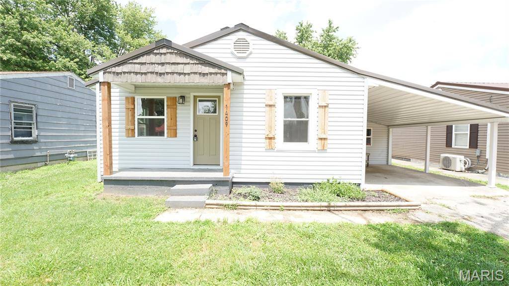 1409 Ray ST, Dexter, MO 63841