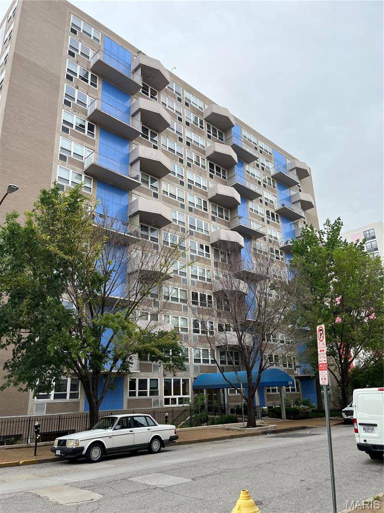 210 N 17th ST #1409, St Louis, MO 63103