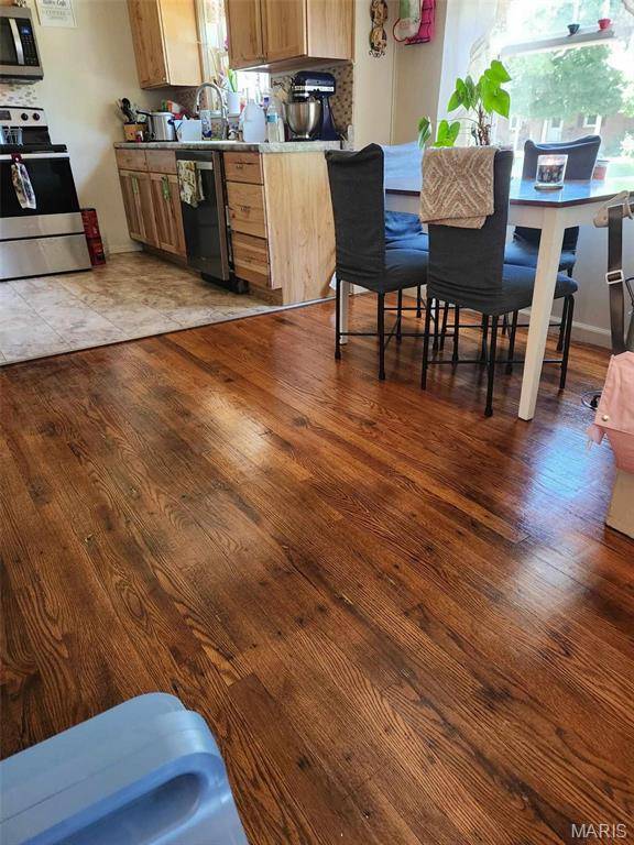 1017 Lynwood DR, Rolla, MO 65401