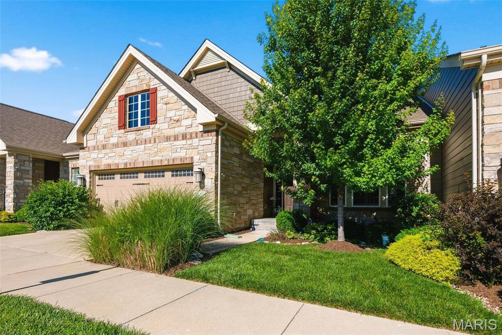 519 Triton Way DR, Ballwin, MO 63011