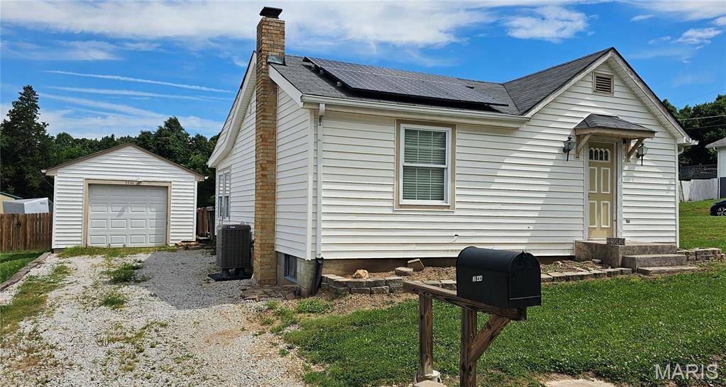 3944 Vogt RD, Byrnes Mill, MO 63051