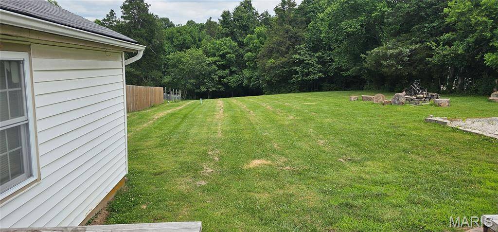 3944 Vogt RD, Byrnes Mill, MO 63051