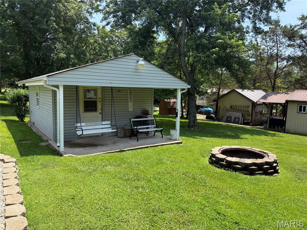 9014 Beach DR, French Village, MO 63036