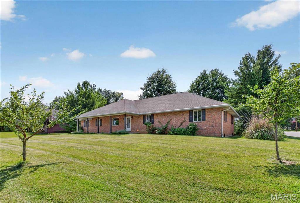 101 Polo RUN, Waterloo, IL 62298