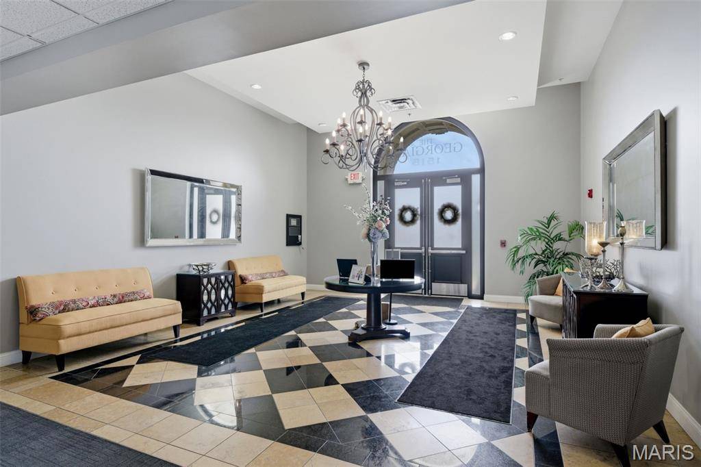 1515 Lafayette AVE #619, St Louis, MO 63104