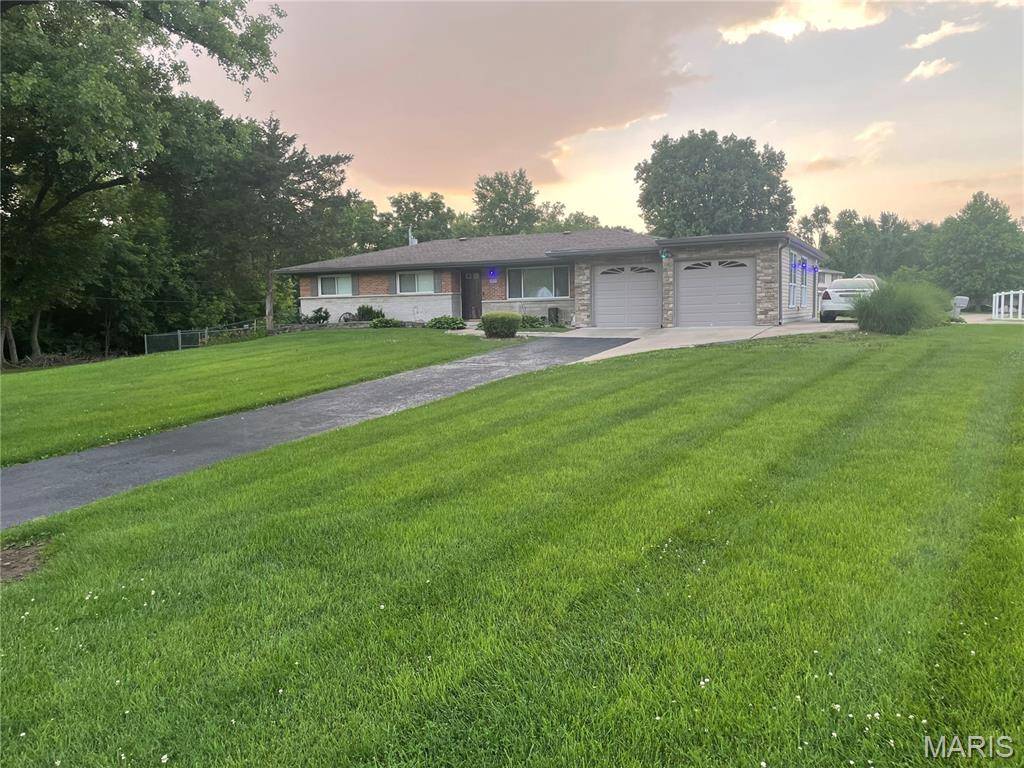 1227 Trampe AVE, Unincorporated, MO 63138