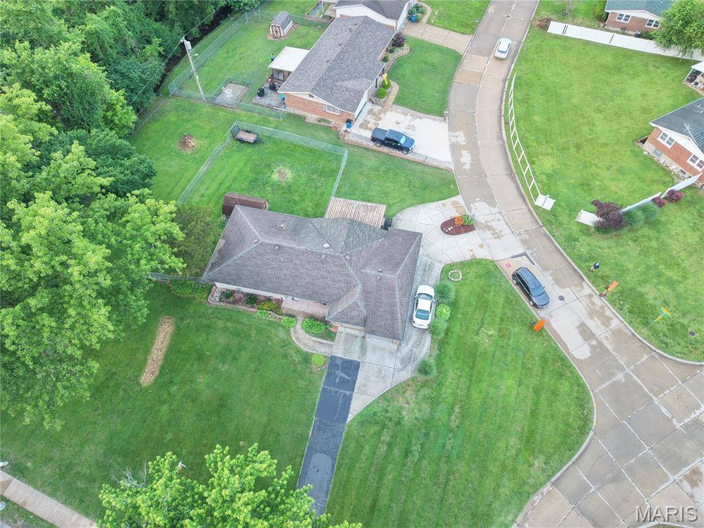 1227 Trampe AVE, Unincorporated, MO 63138