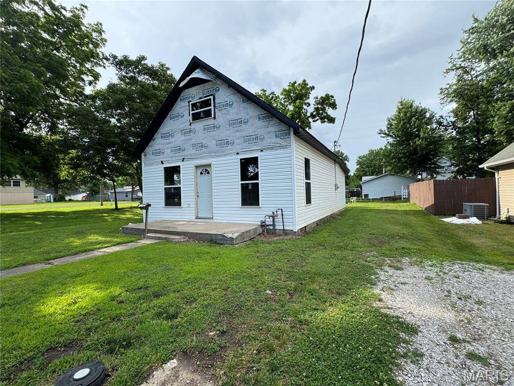 603 E Chestnut ST, Gillespie, IL 62033