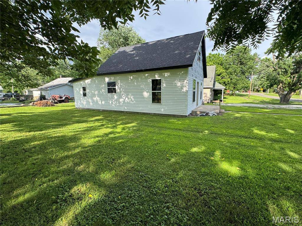 603 E Chestnut ST, Gillespie, IL 62033