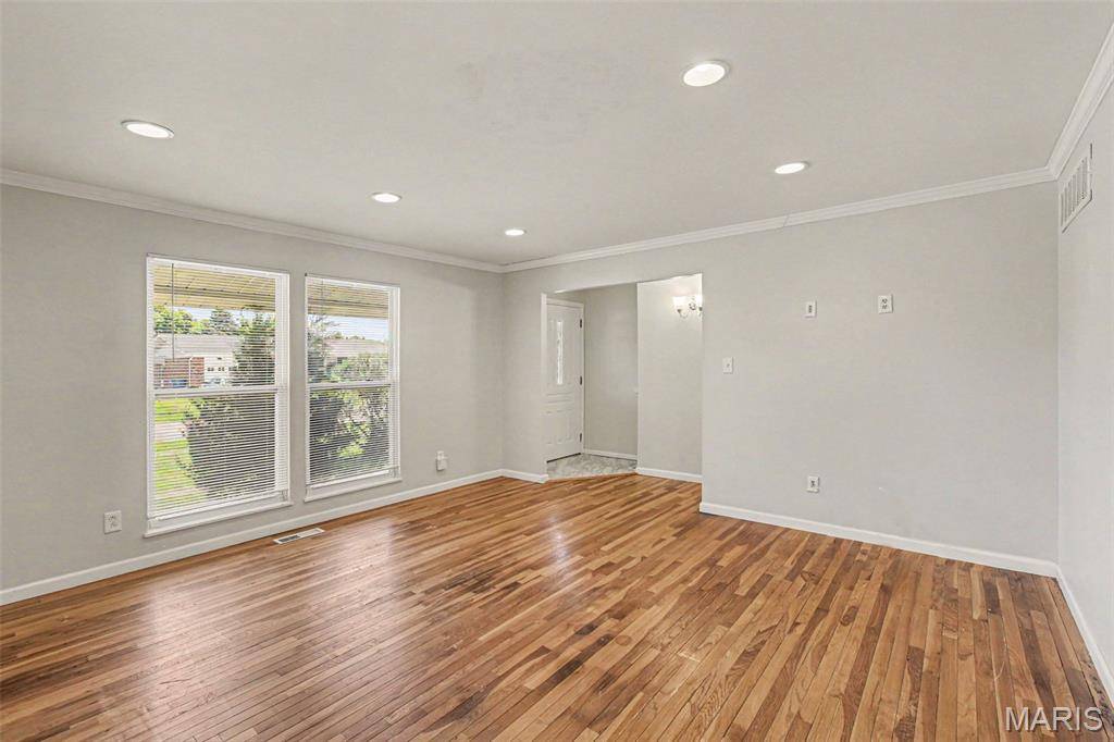 4423 Caracalla DR, Florissant, MO 63033
