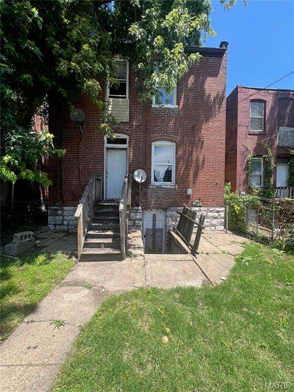 4142 W Kossuth AVE, St Louis, MO 63115