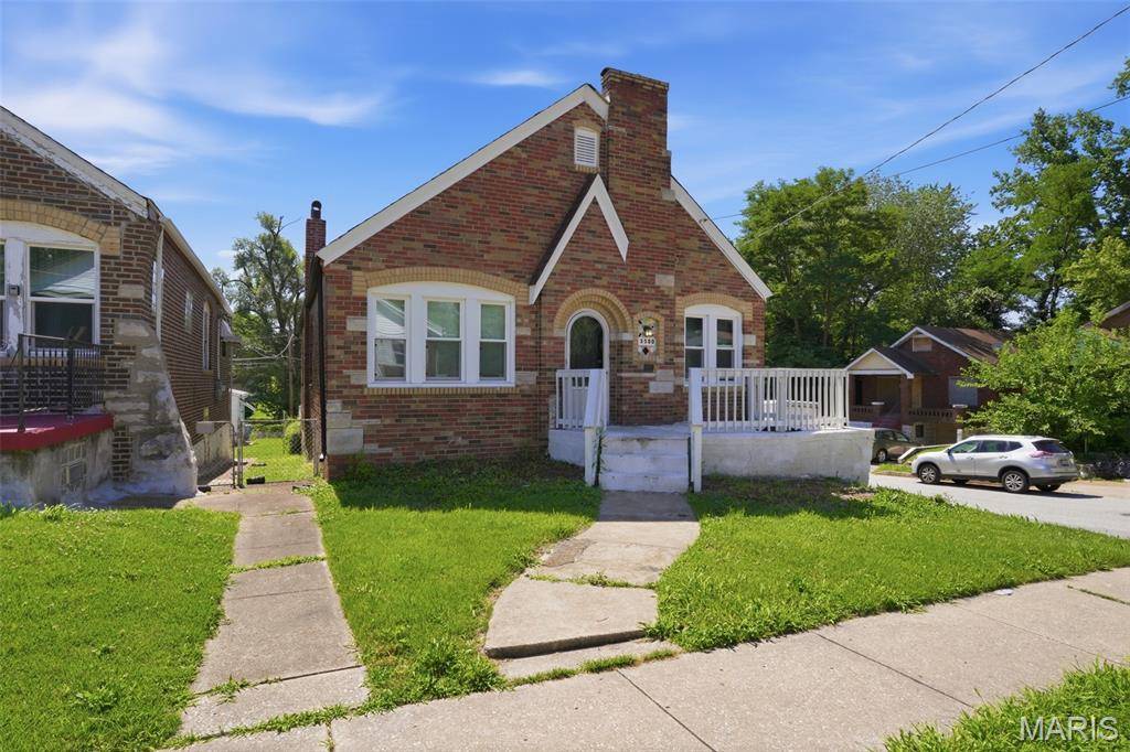 3500 West PL, St Louis, MO 63121