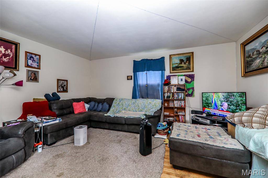 1819 N 16th ST, Swansea, IL 62226