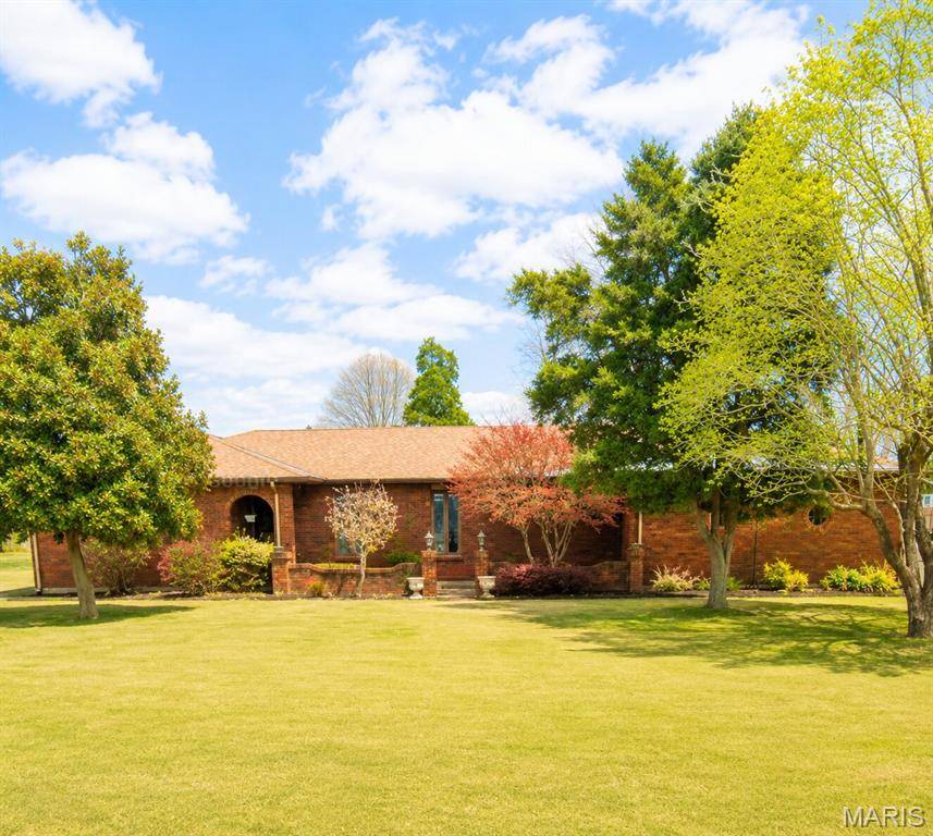 124 David DR, Sikeston, MO 63801