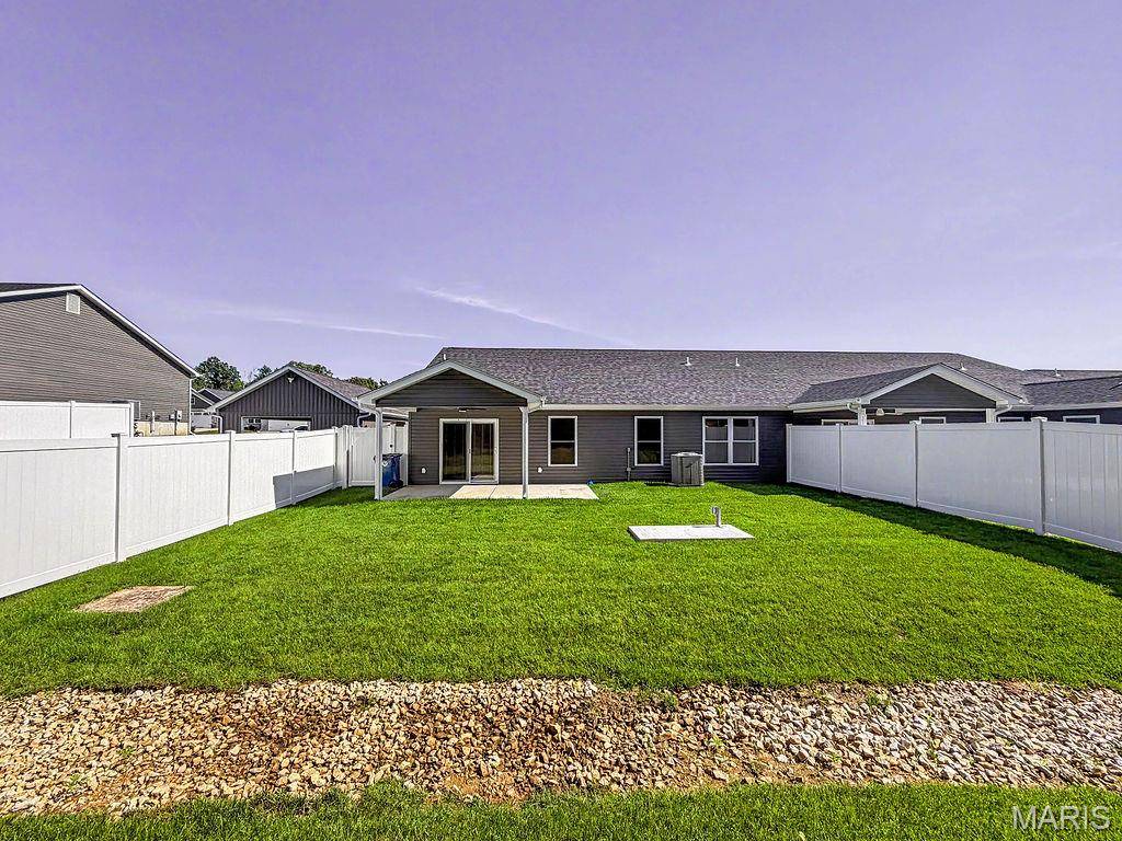 1553 Hickory Landing, De Soto, MO 63020