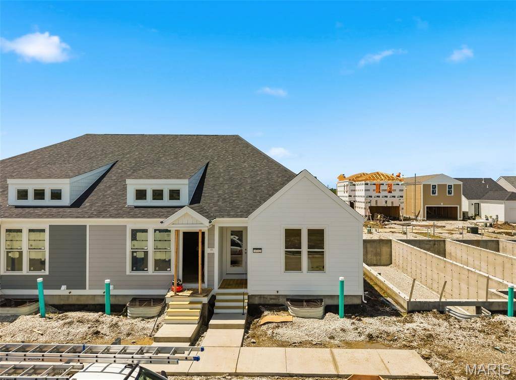 1712 Dyess ST, St Charles, MO 63301