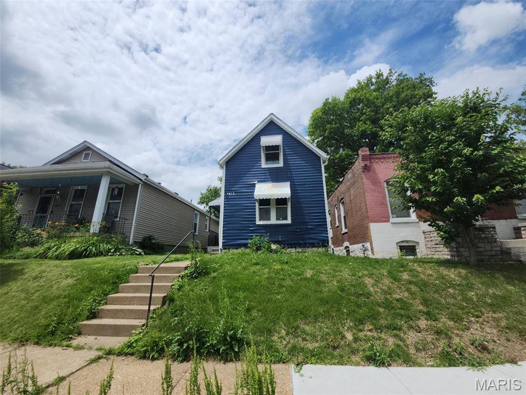 4615 Newport AVE, St Louis, MO 63116