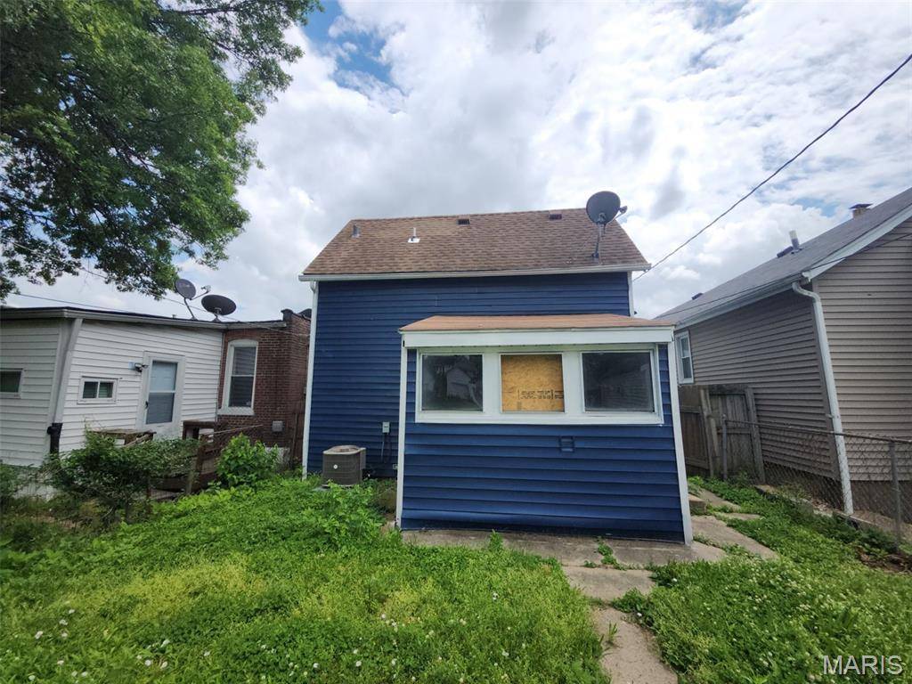 4615 Newport AVE, St Louis, MO 63116