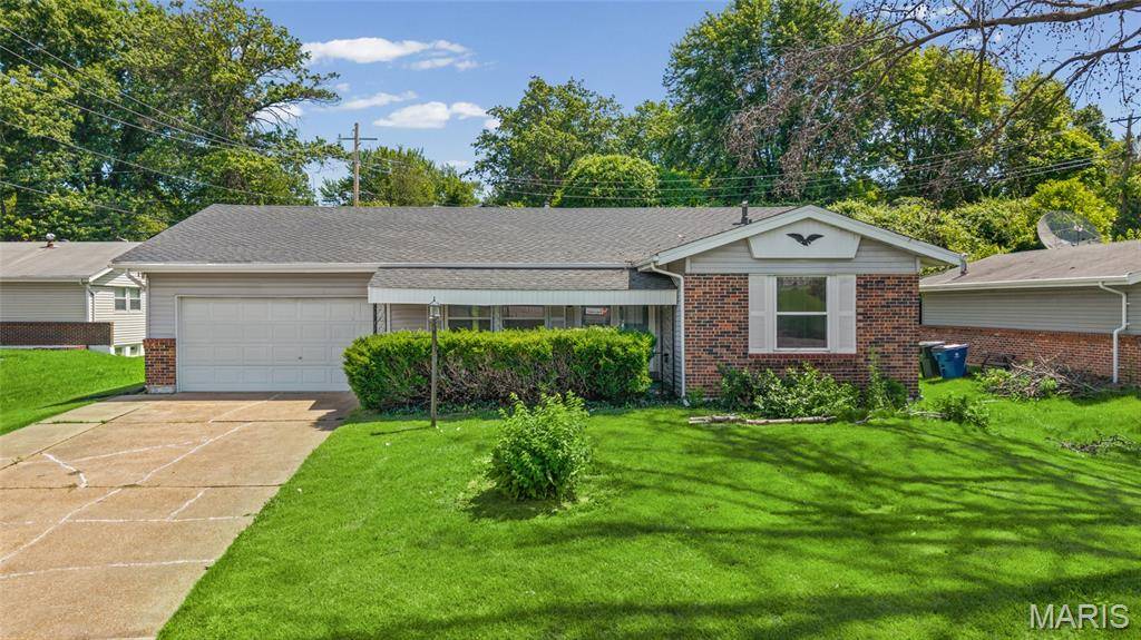 11790 New Halls Ferry RD, Florissant, MO 63033
