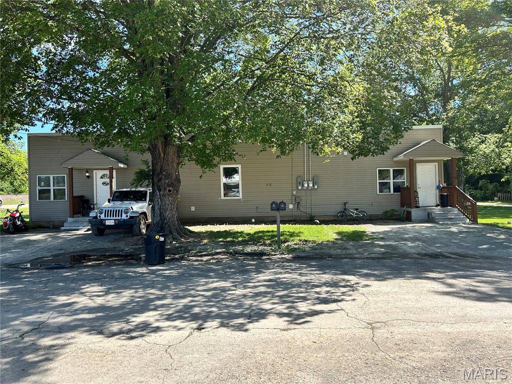 30 Cain ST, Park Hills, MO 63601