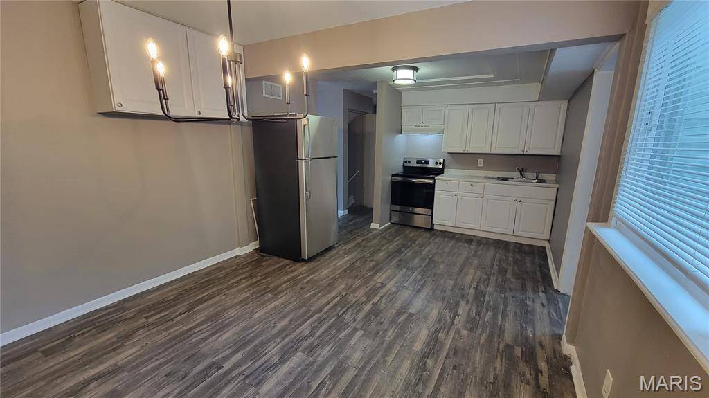 8720 Marcella AVE, Bel Ridge, MO 63121