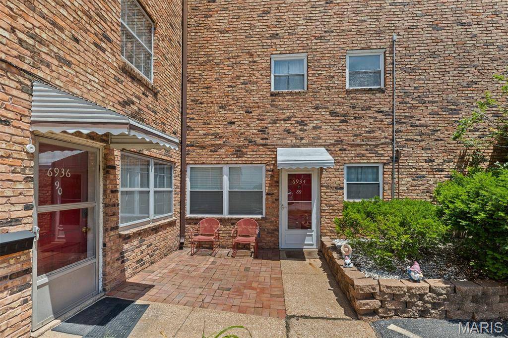 6934 Colonial Woods DR #89, St Louis, MO 63129