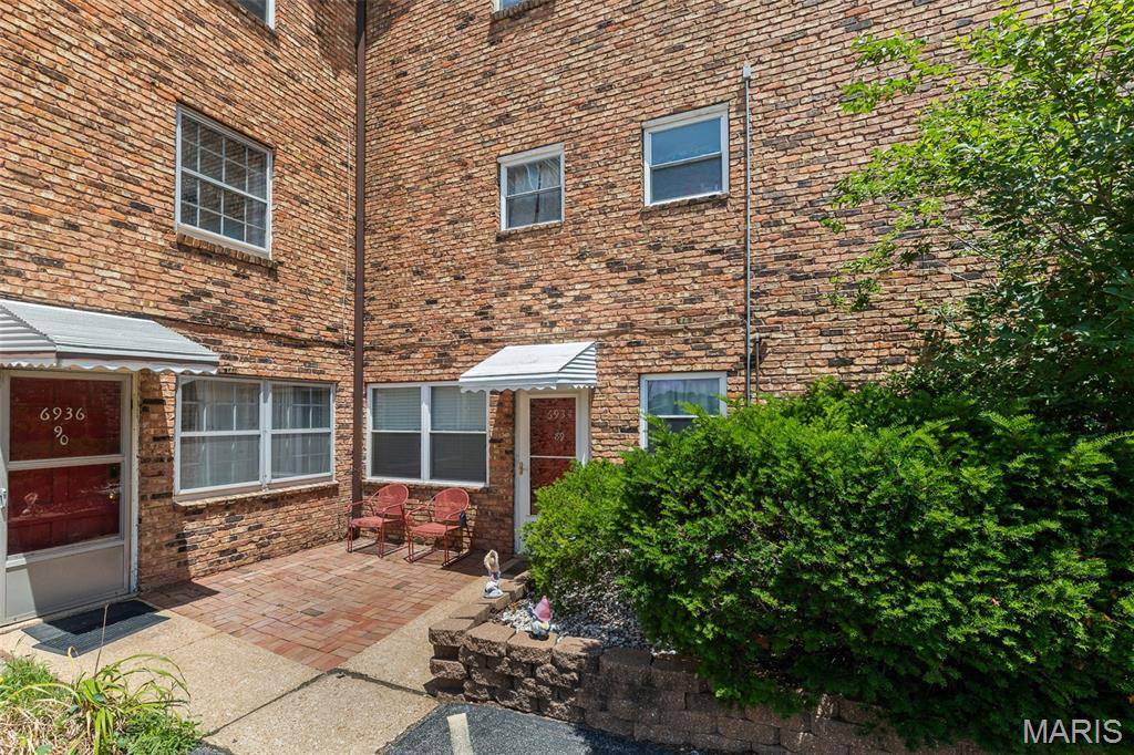 6934 Colonial Woods DR #89, St Louis, MO 63129