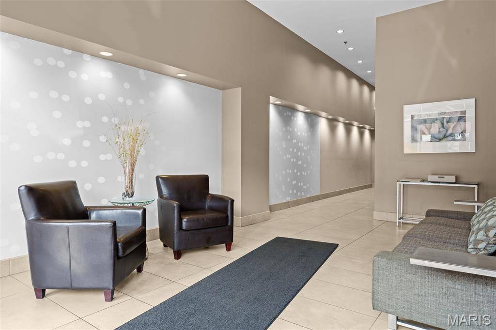 9 N Euclid AVE #610, St Louis, MO 63108