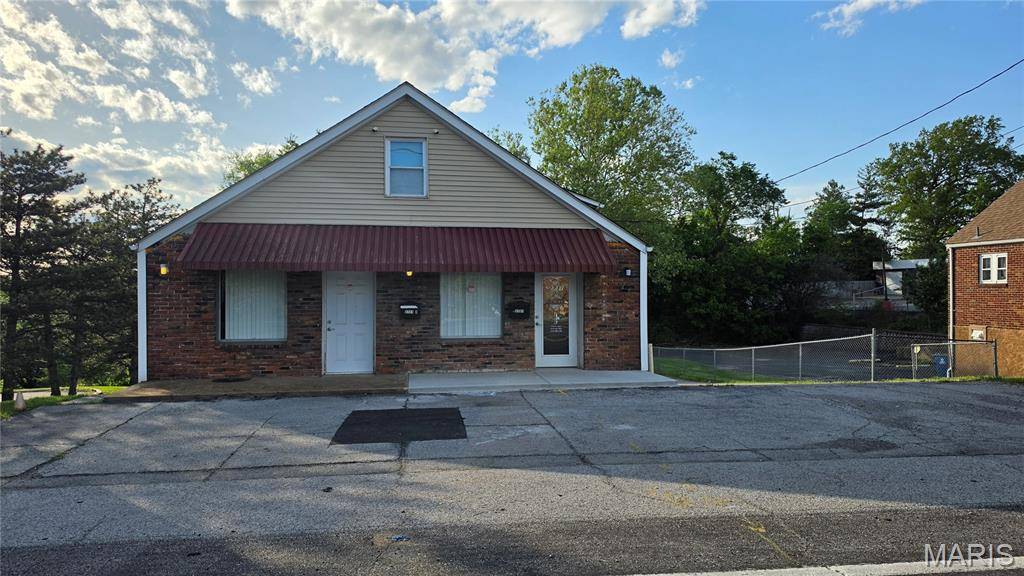 2731 Telegraph RD, Unincorporated, MO 63125