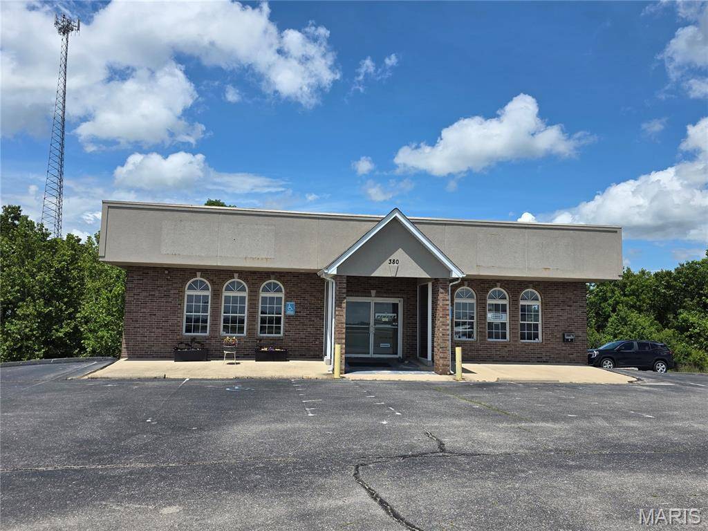 380 St Robert Outer Road RD, St Robert, MO 65584