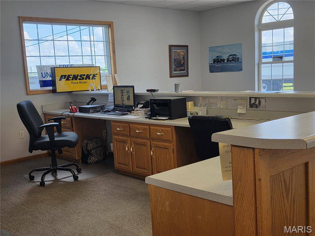 380 St Robert Outer Road RD, St Robert, MO 65584
