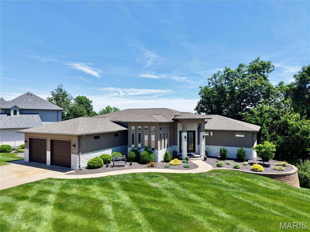 120 El Rancho DR, Hannibal, MO 63401