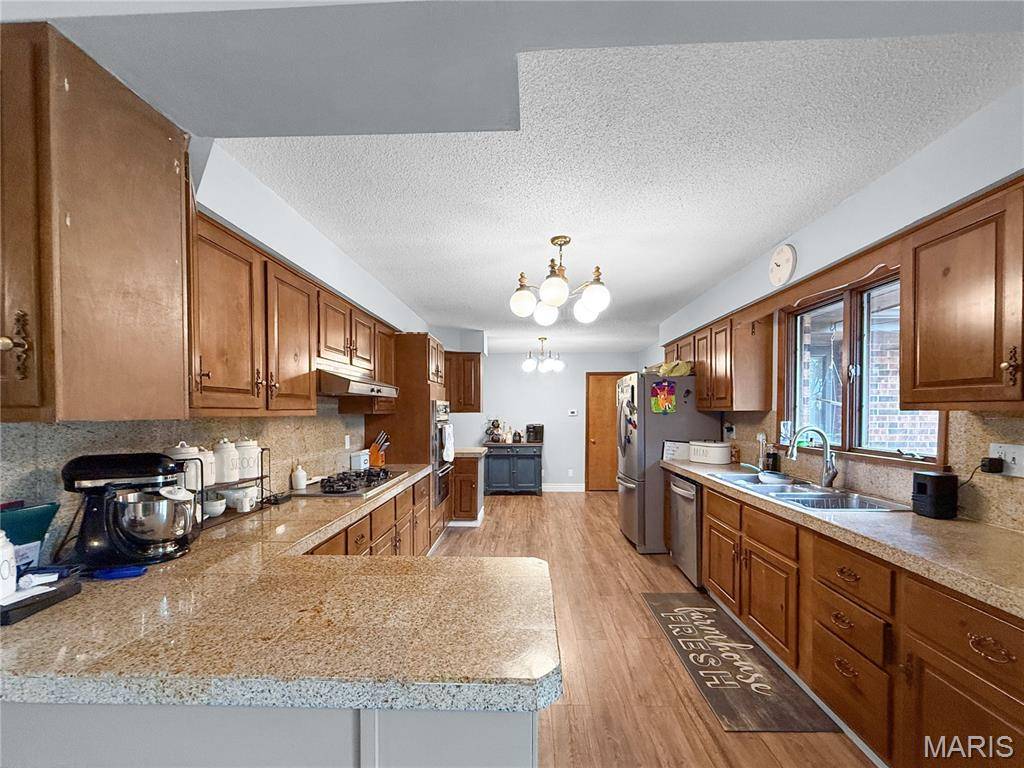 15541 Business Highway 61, Bowling Green, MO 63334