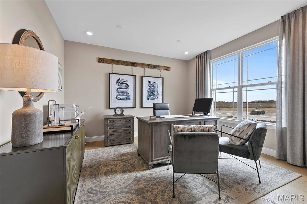 1 Spinney Bough CT, O'fallon, MO 63385