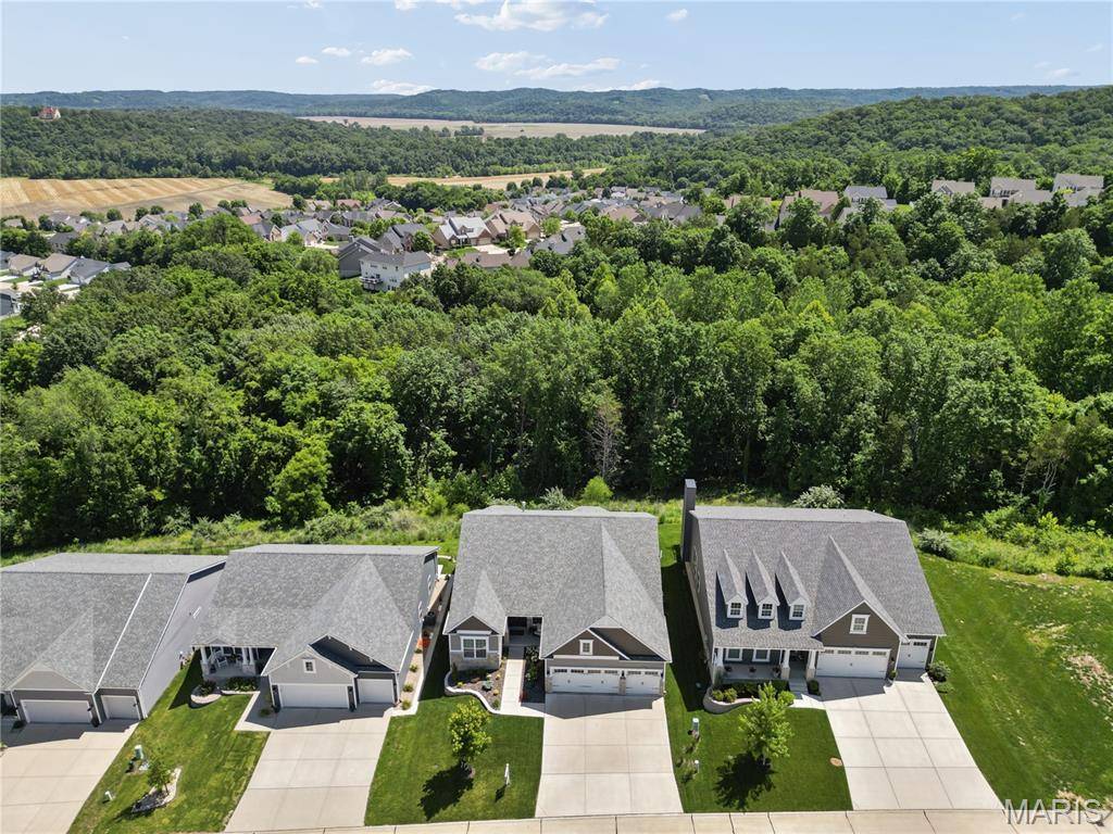 734 Crested Point DR, Eureka, MO 63025