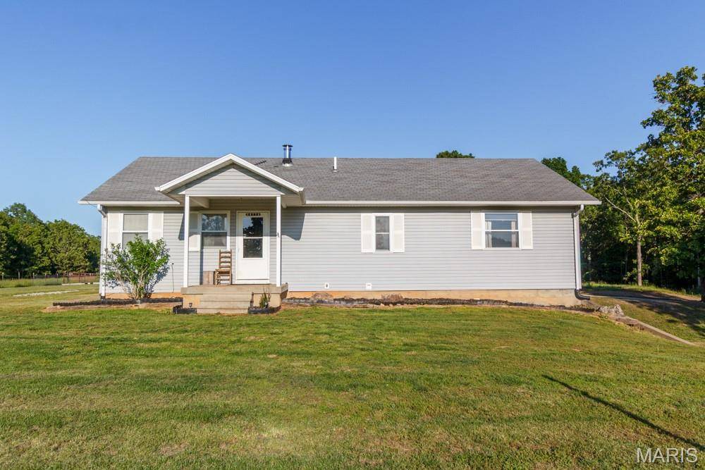 34116 Olathe DR, Lebanon, MO 65536