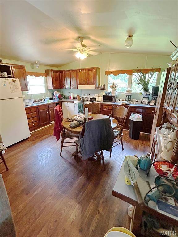 59 Powder RD, Wellsville, MO 63384