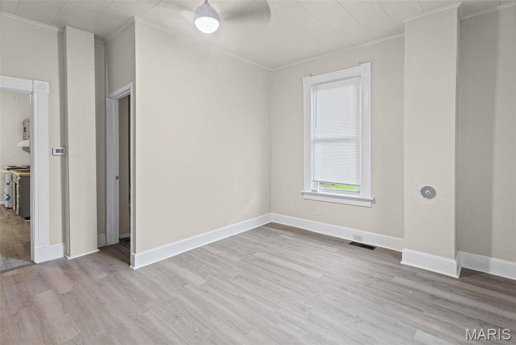 327 N 1st ST, Belleville, IL 62220