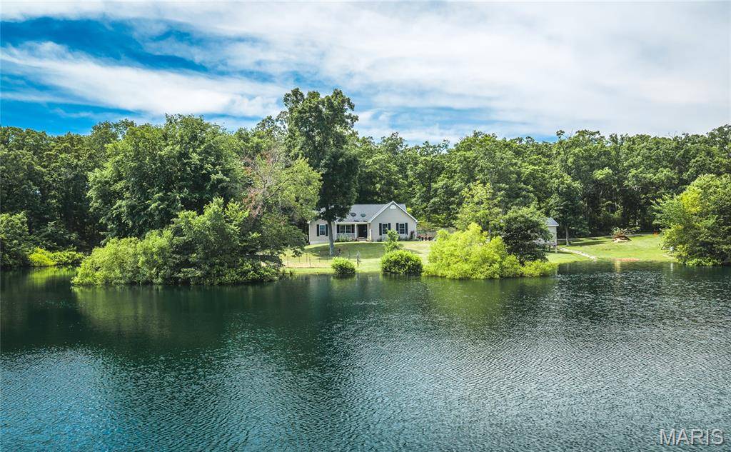 21212 Oak TRL, Warrenton, MO 63383