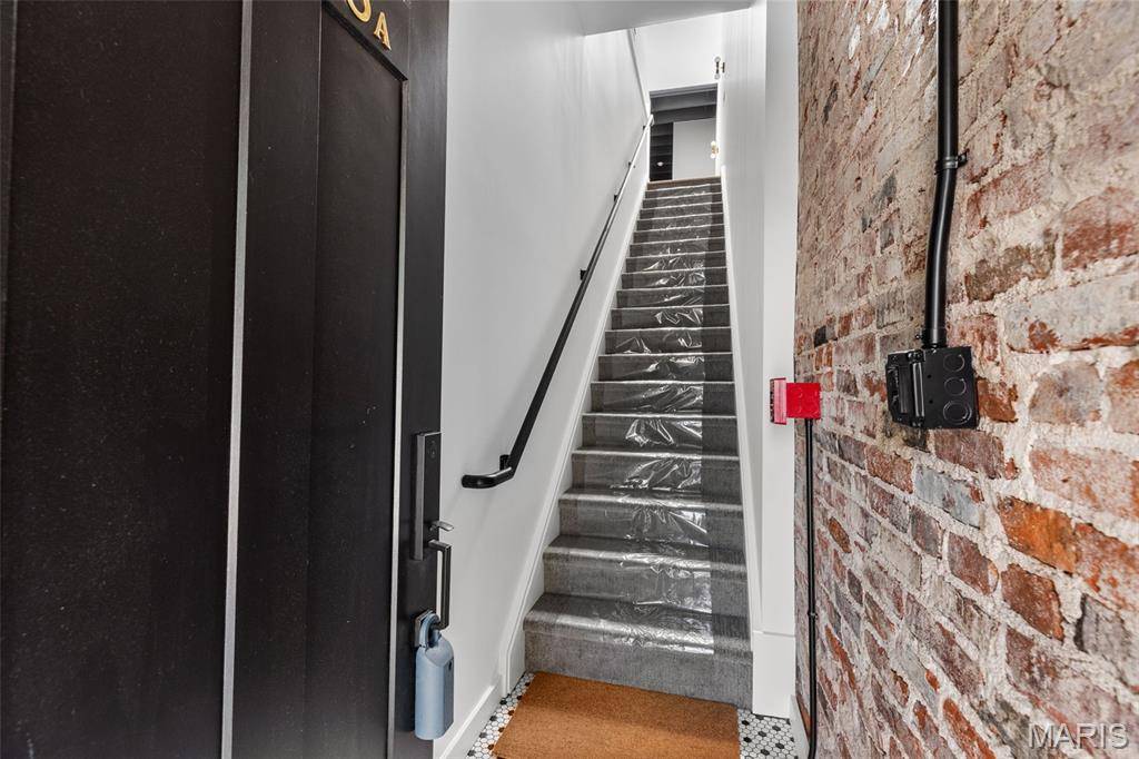 4738 McPherson AVE #201, St Louis, MO 63108