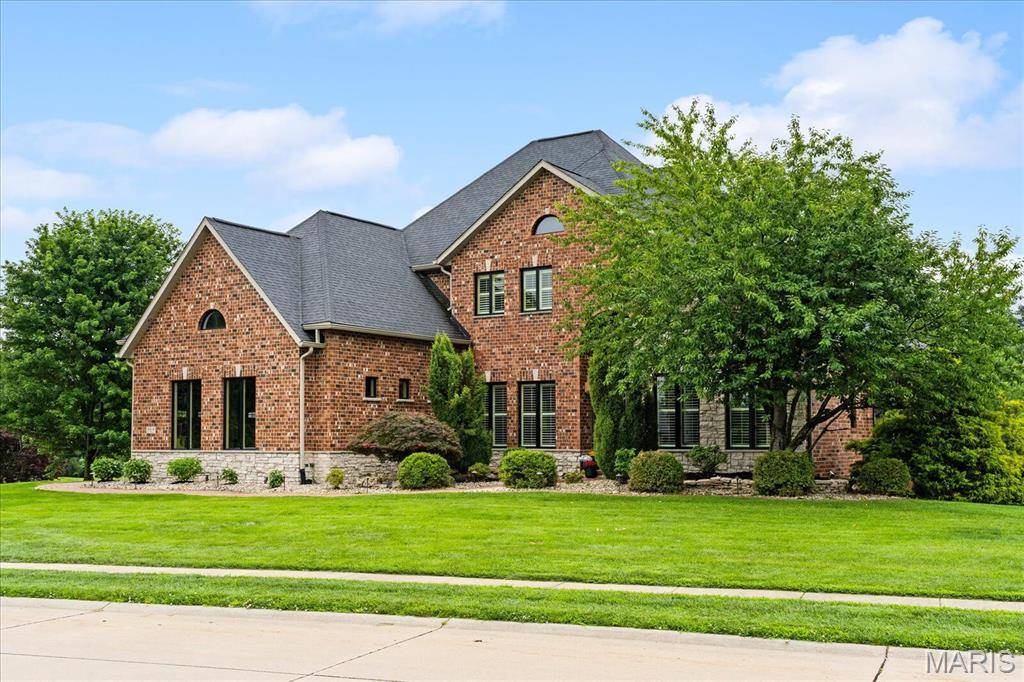 8424 Rock Ridge Court, Edwardsville, IL 62025
