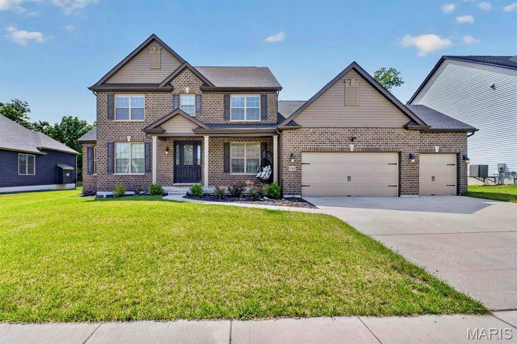 209 Haver Hill DR, Lake St Louis, MO 63367