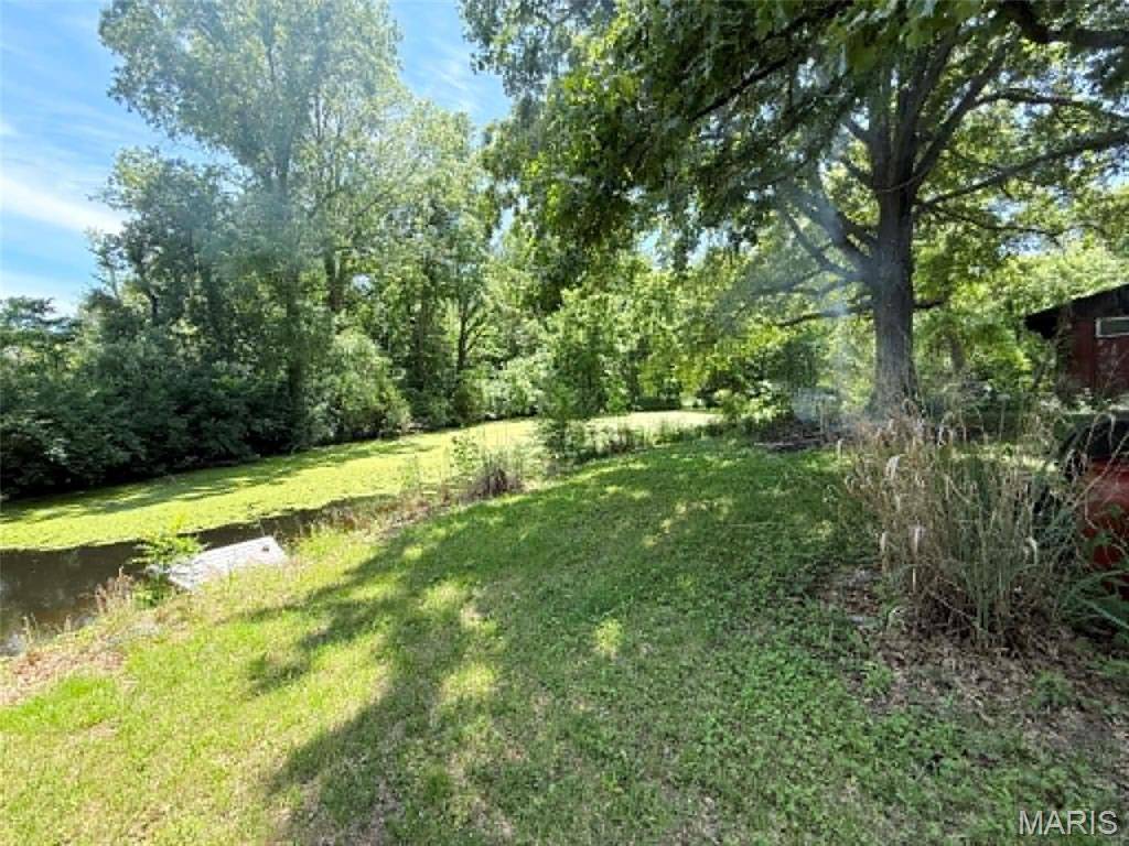 1874 Lake Henry AVE, Mulberry Grove, IL 62262