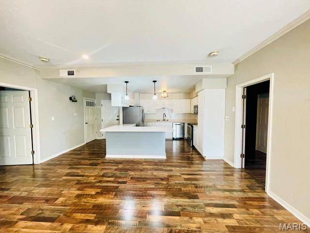 1300 N Main ST #319, Sikeston, MO 63801