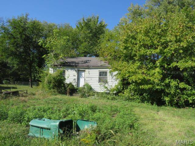 1633 N 50th ST, East St Louis, IL 62204