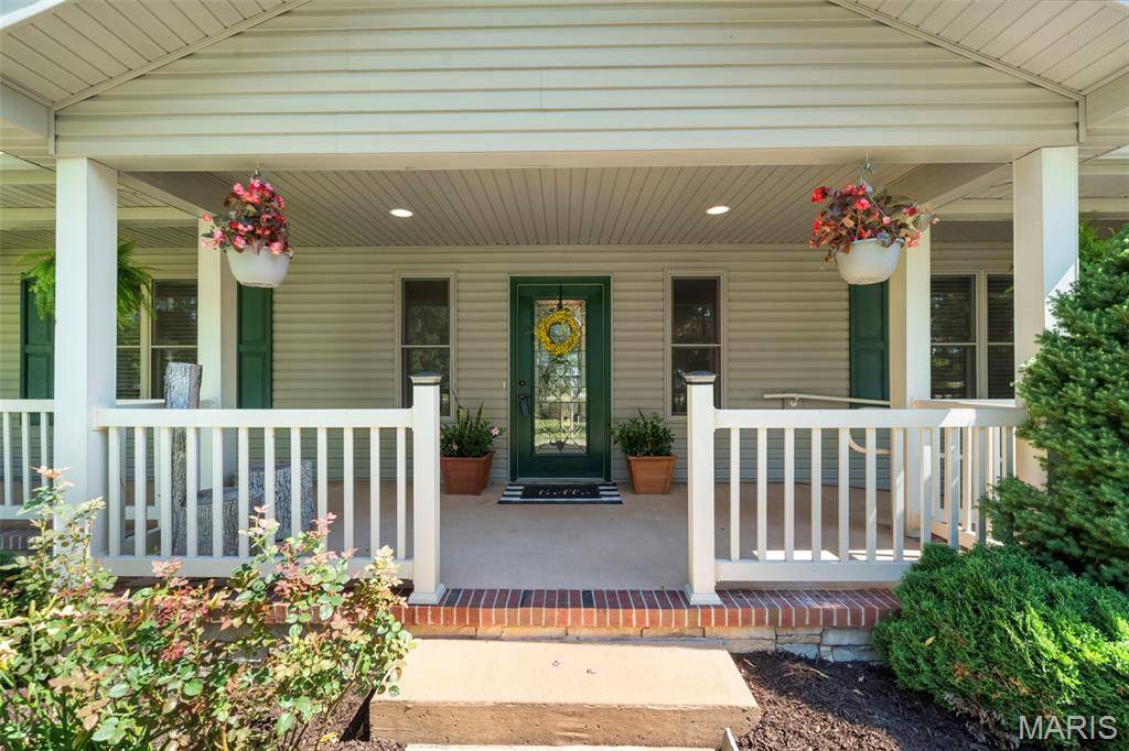 4243 Bushy Prairie RD, Fults, IL 62244