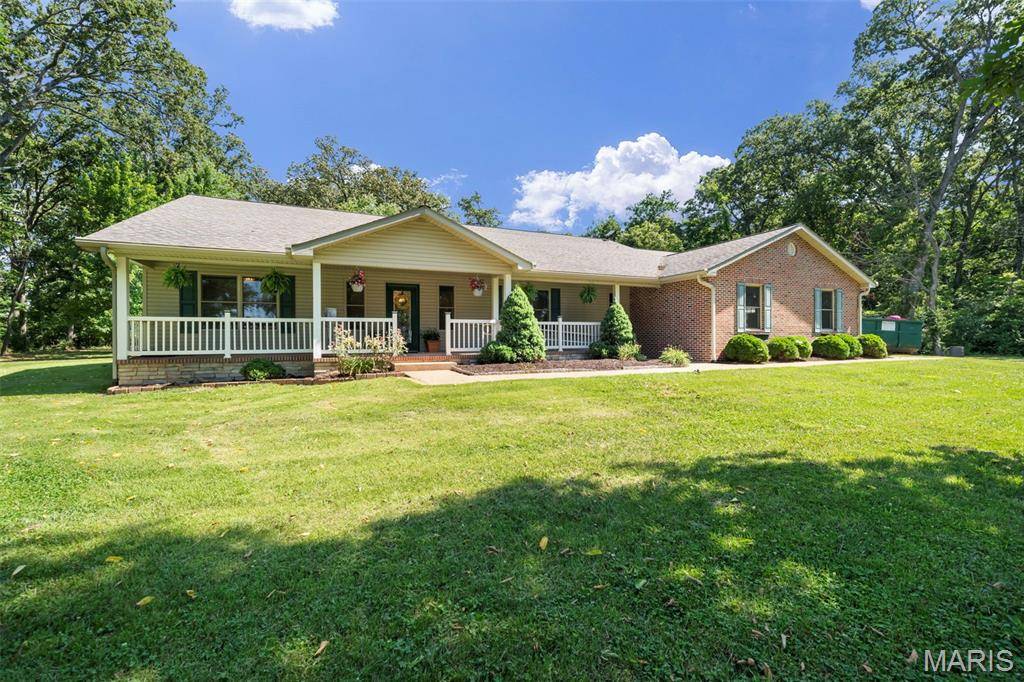 4243 Bushy Prairie RD, Fults, IL 62244
