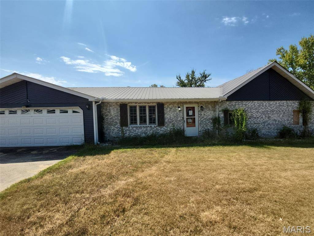 11078 State Highway 51, Sturdivant, MO 63782